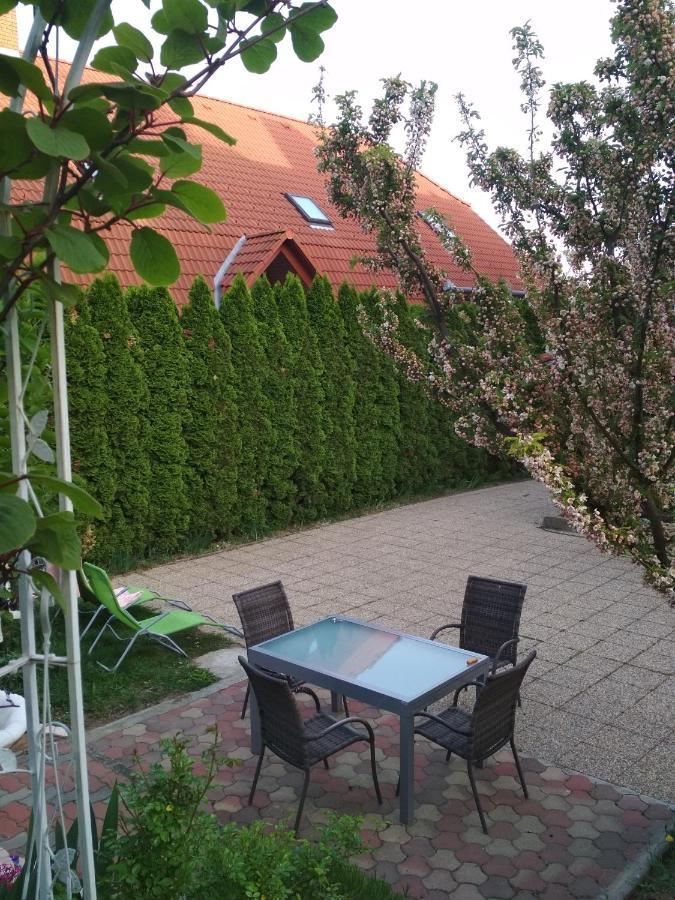 Valloris Apartments Хевиз Экстерьер фото